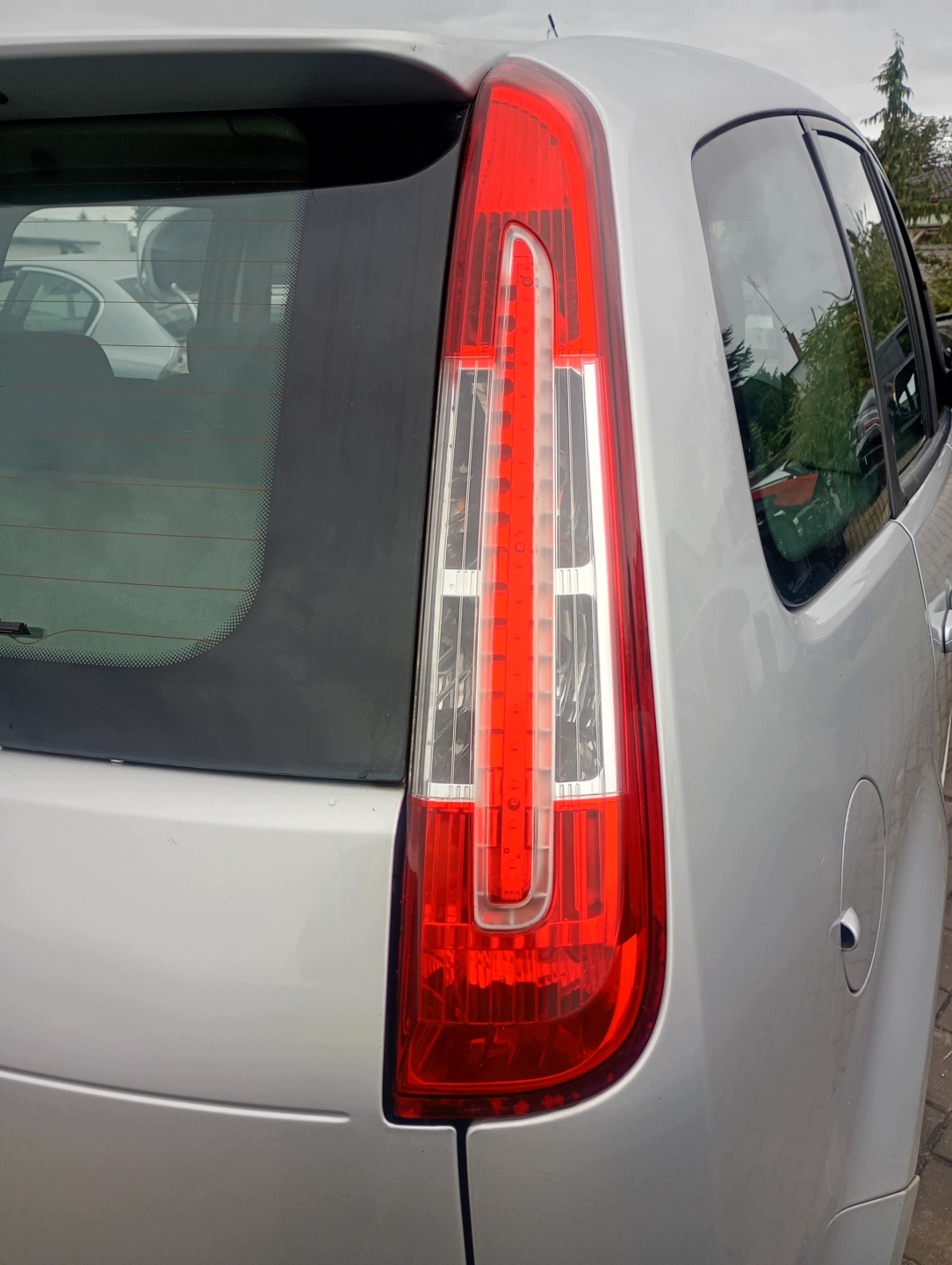 light right rear rear part Ford C-MAX 1 and FL 07-11