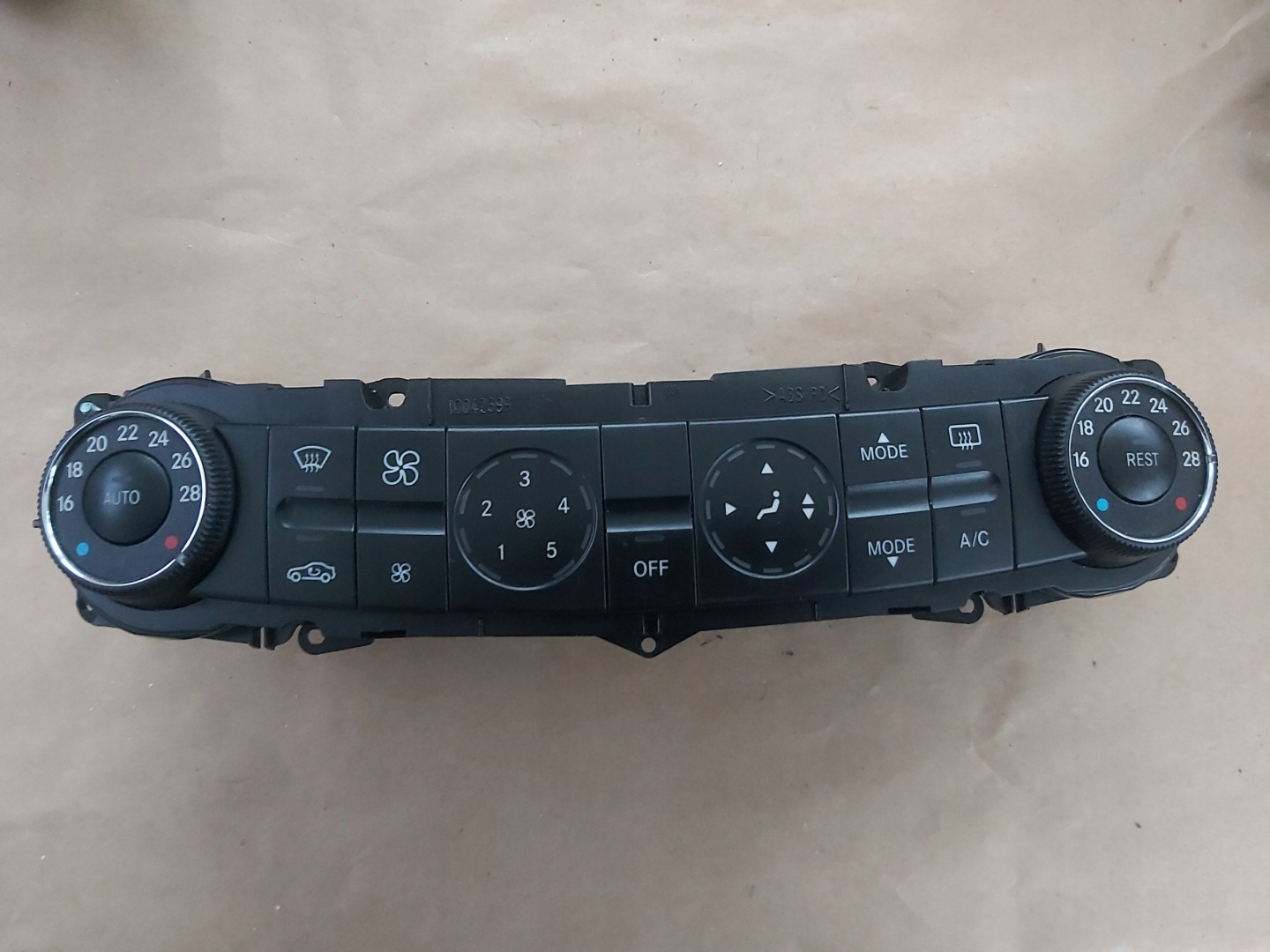 Unite commande clima 2198300585 MERCEDES CLS W219 BDB!!