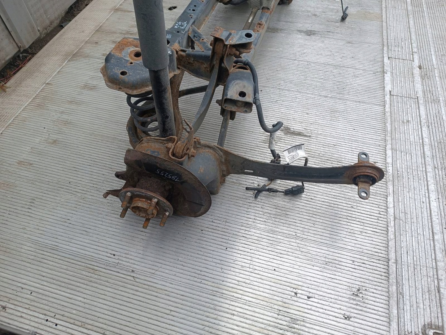 sider axis springing rear part VOLVO C30 and swing arm shock absorber