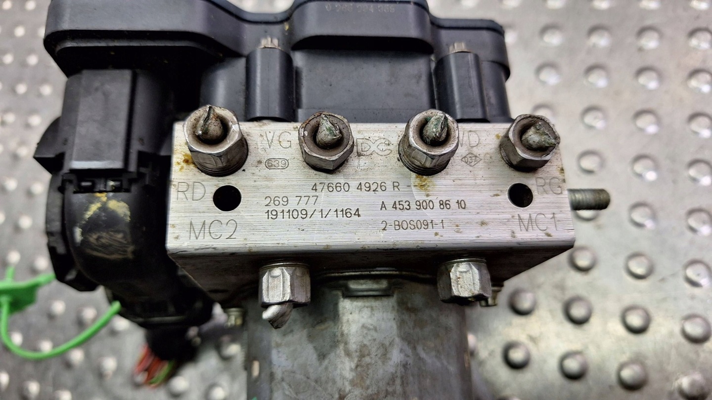 pump control unit ABS A4539008610 476604926R SMART EQ FORTWO III 453
