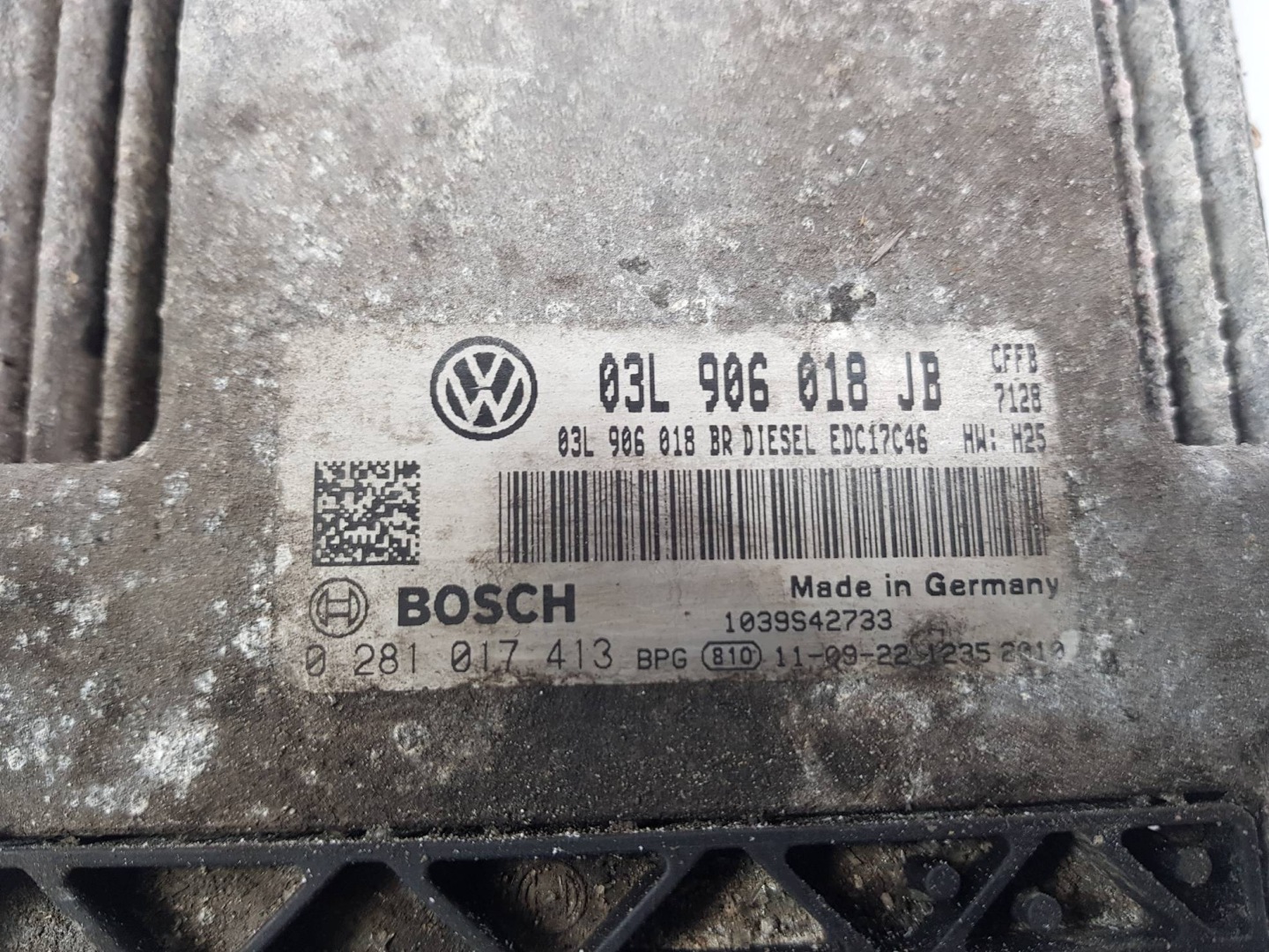 computer 03L906018JB 0281017413 SKODA SUPERB II