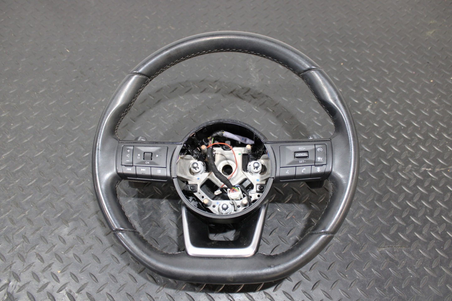 steering wheel, MULTIFUNKCJA with shifting NISSAN QASHQAI J12