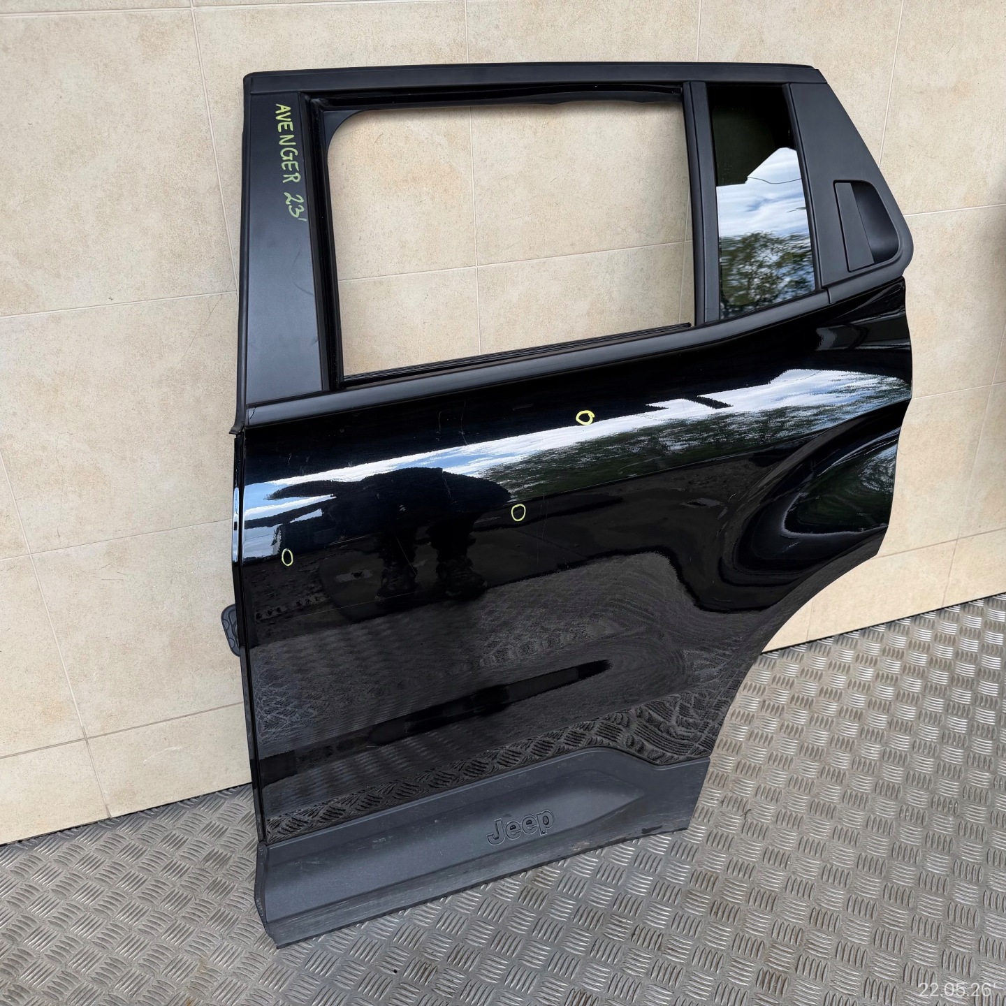 door complete rear. left JEEP AVENGER 2023 ROK