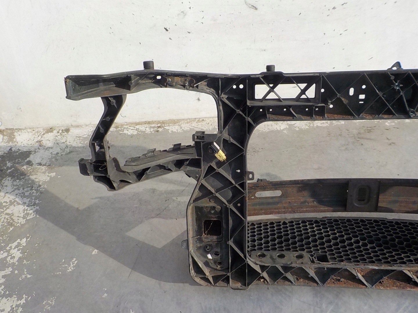 694 KIA SOUL and support panel for radiators sider pillar iron OKULAR