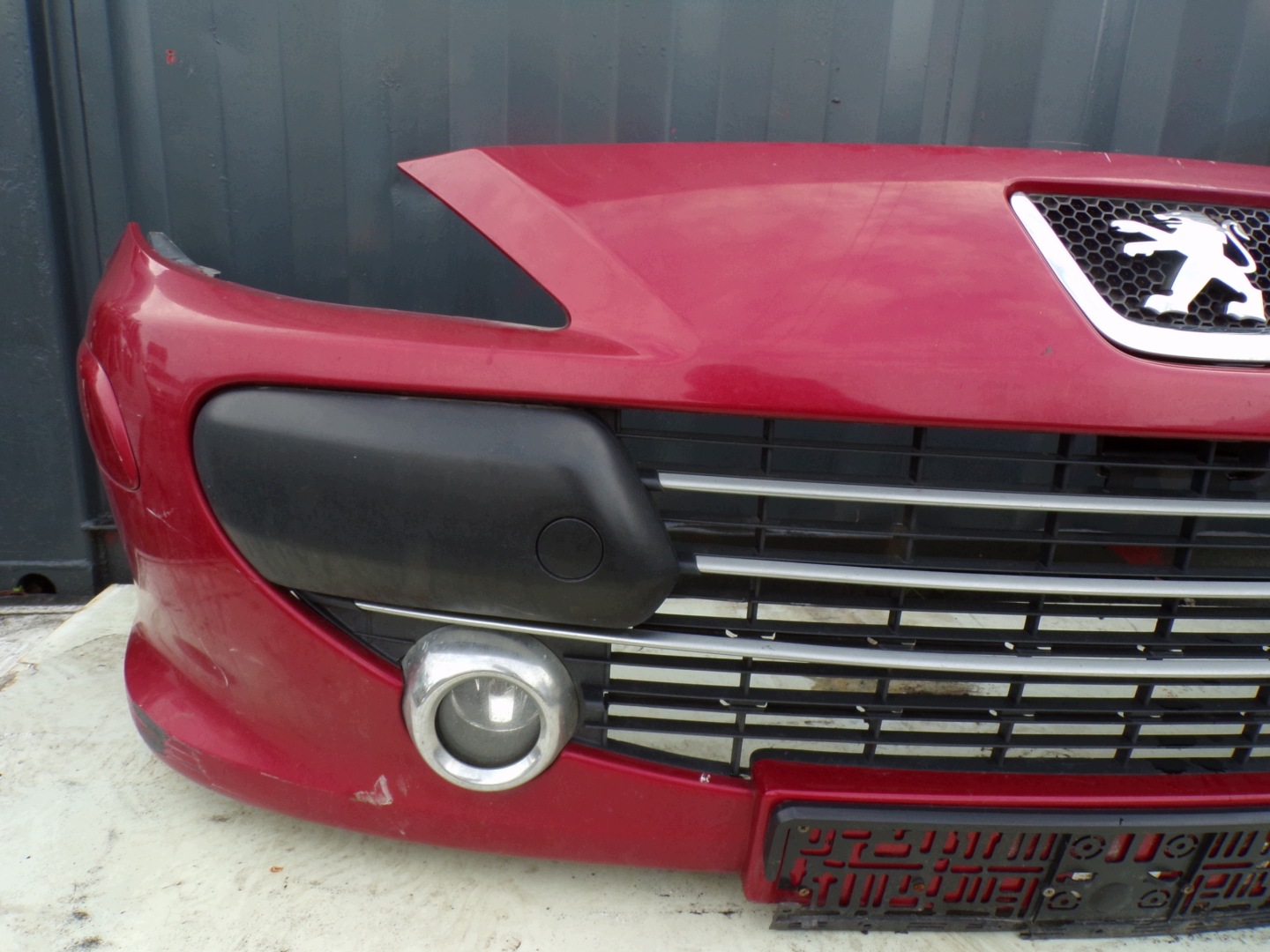 front bumper front PEUGEOT 307 CC colour LKRD (R1)