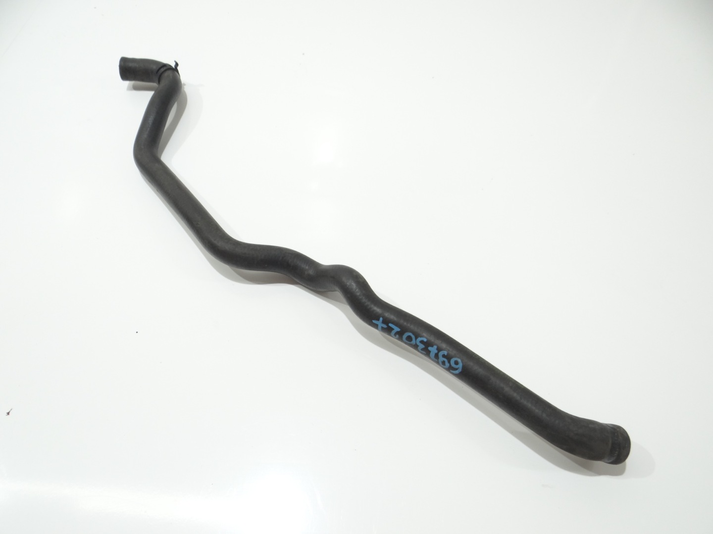 vedení hadice vody BMW X5 E70 N57S 6973027