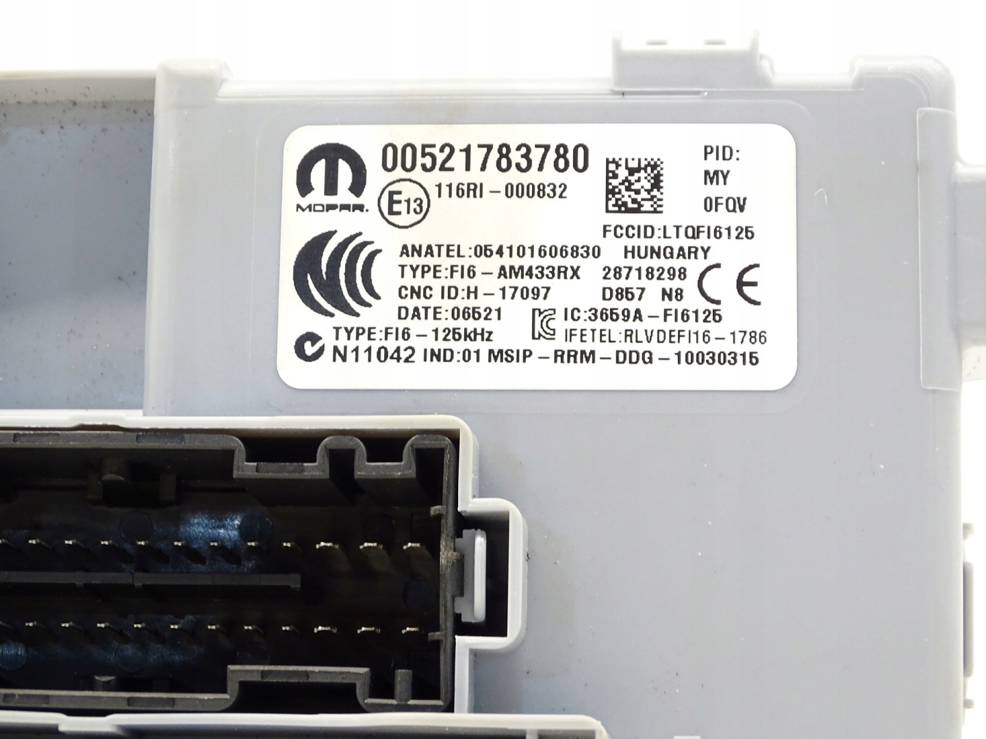 Module BSI Module fusibles FIAT 500 ABARTH 00521783780