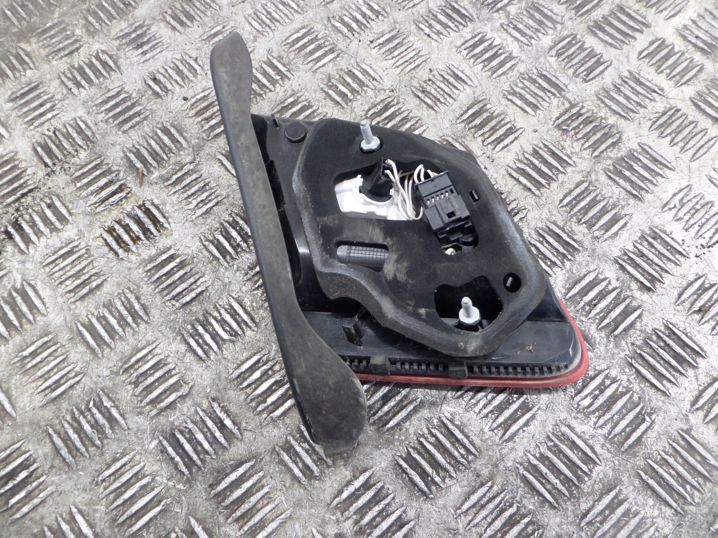 MERCEDES E W207 light right rear part bonnet A2078200464