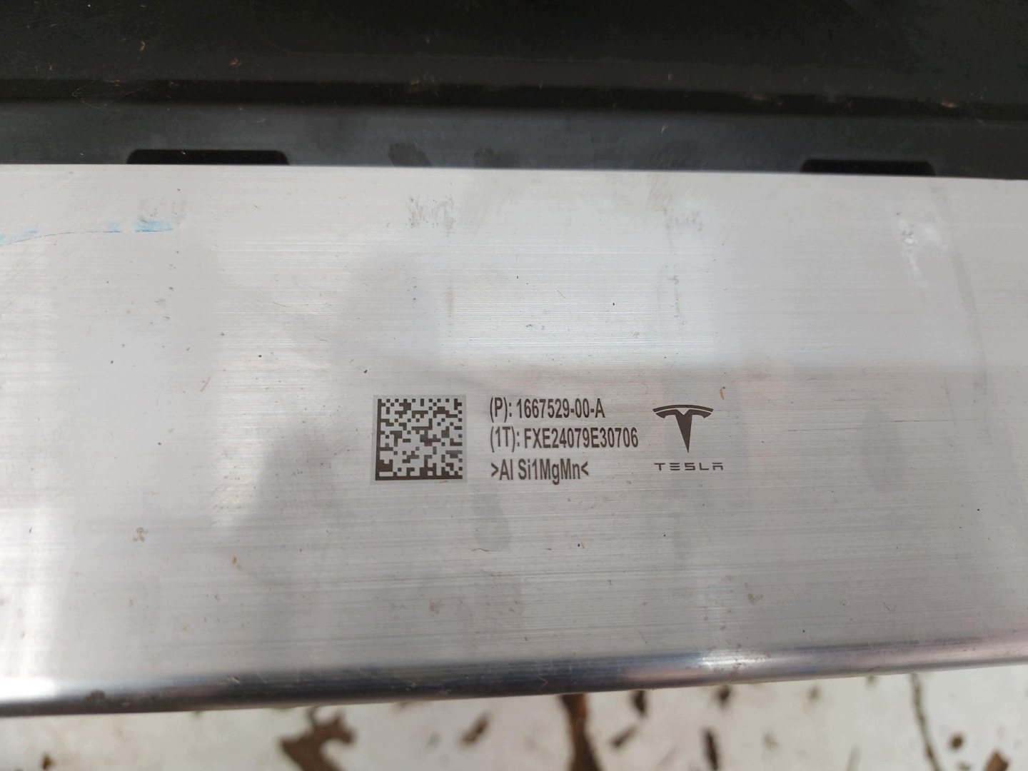 TESLA MODEL Y 2024r, support panel for radiators radiator KOMPLET 1660012-99-C-JLK01
