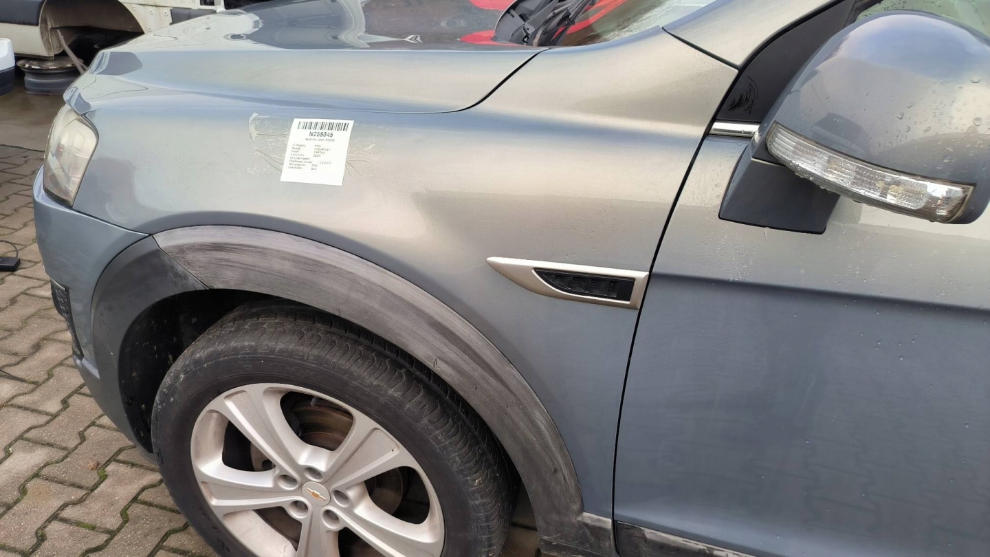 fender left front GJE CHEVROLET CAPTIVA