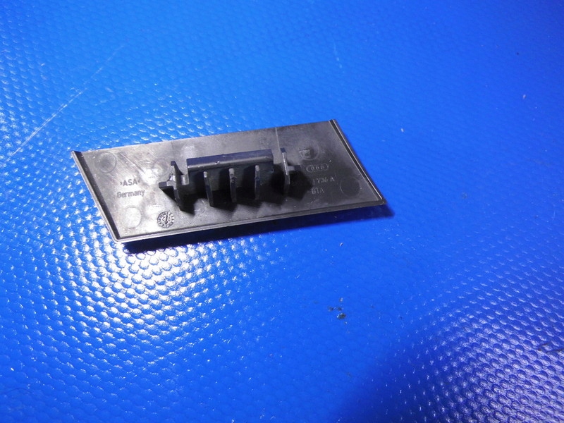 Logo EMBLEMAT 8K0853736 AUDI A5 S5 8T 07-17R