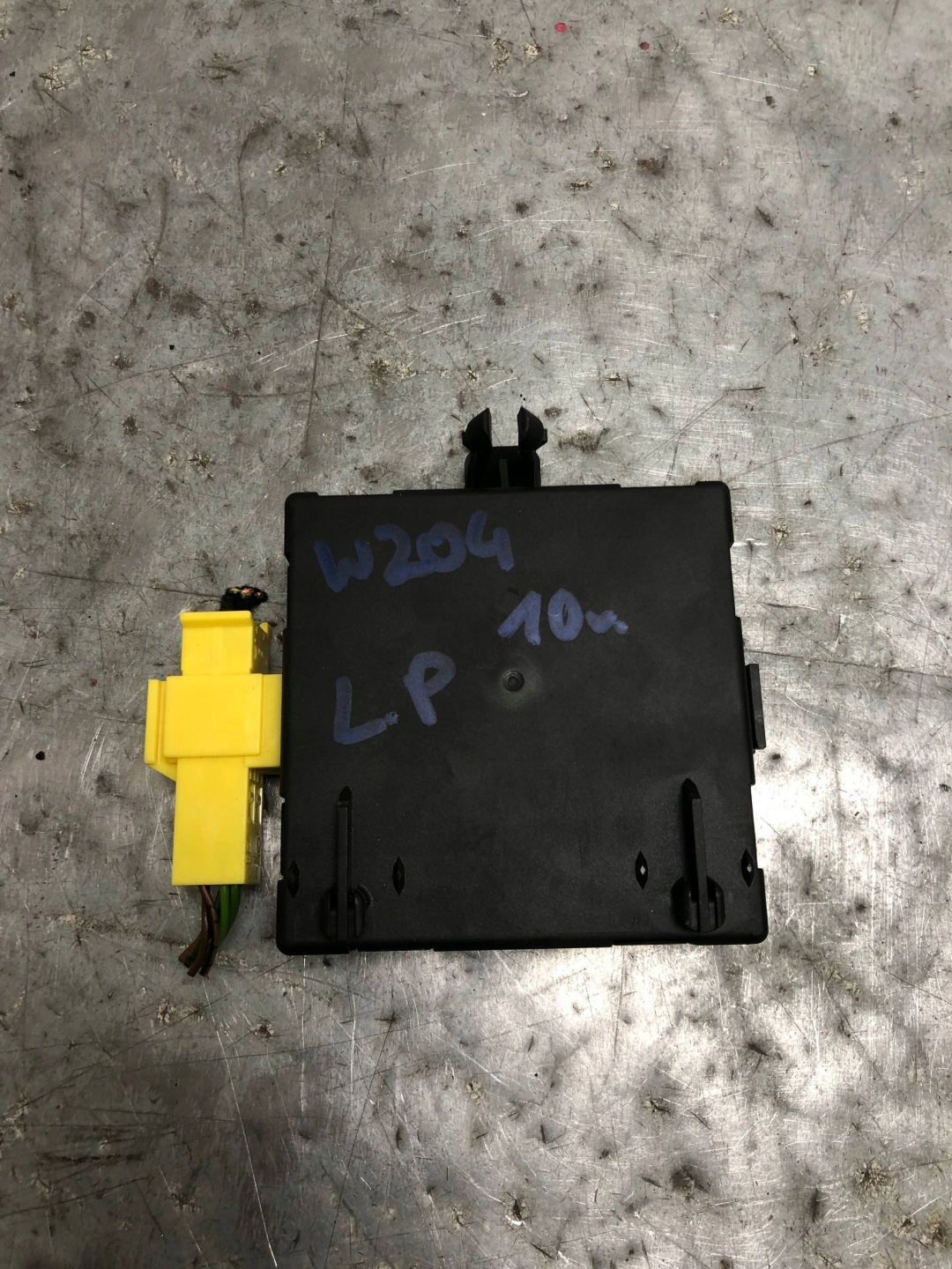 module door left front MERCEDES W204 A2129004202