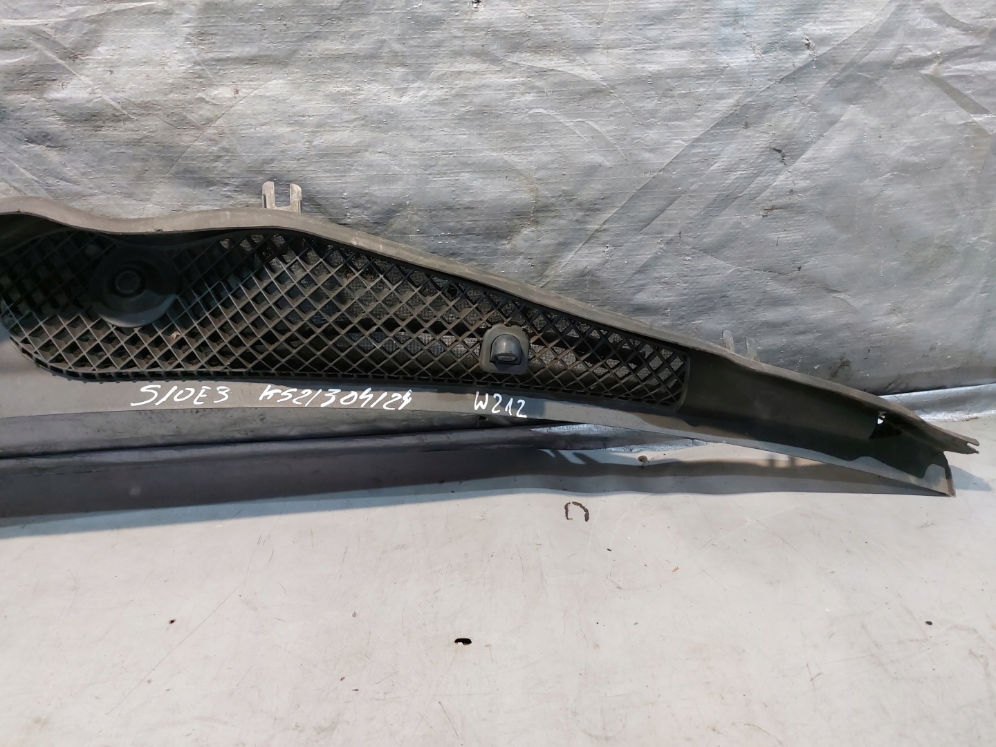 szelvedo alsokeret MERCEDES W212