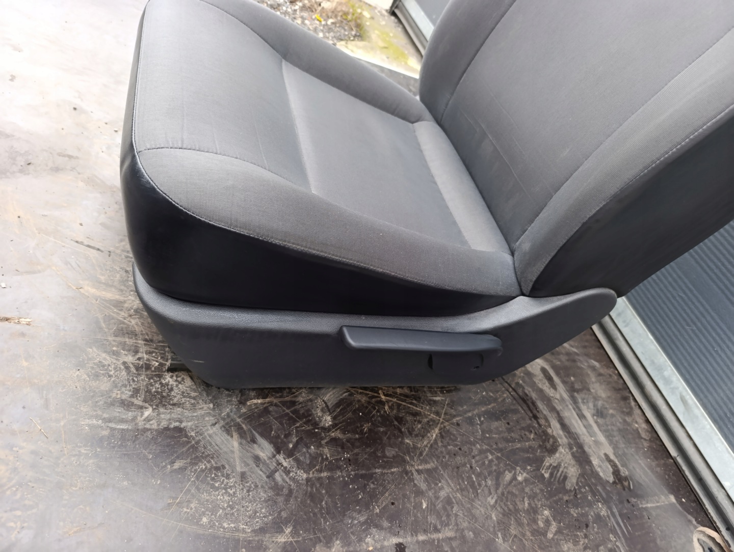 VW T6 seat front driver´s/ KIEROWCA