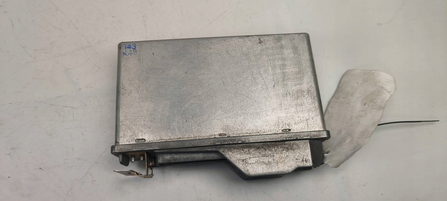 Module POMPY ABS 90383725 SAAB 900