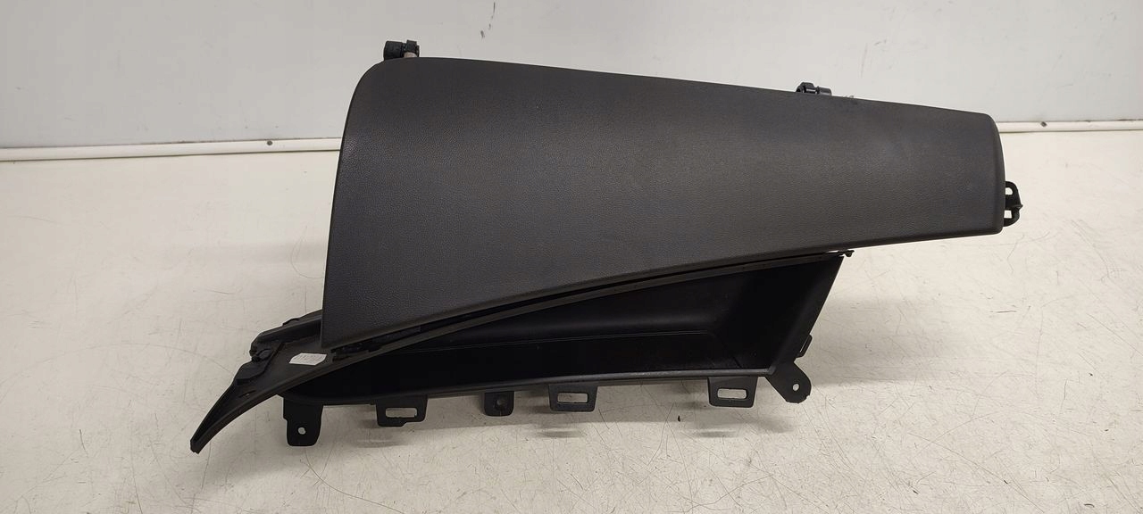 passenger compartment consoles Opel Zafira C 1,6 TB