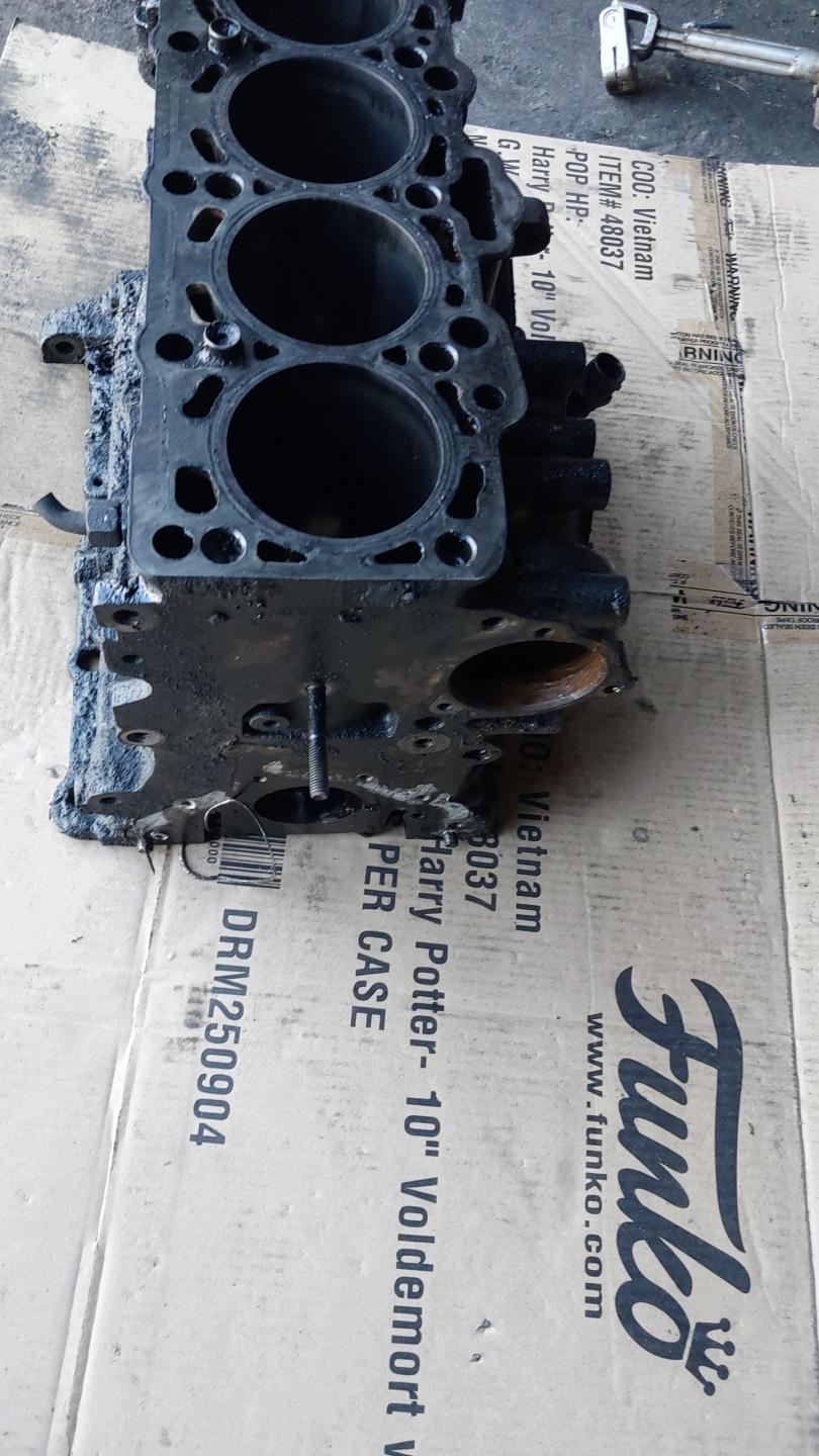 BLOK moteur AUDI A3 8L 1,9 TDI 90 KM code moteur AGR