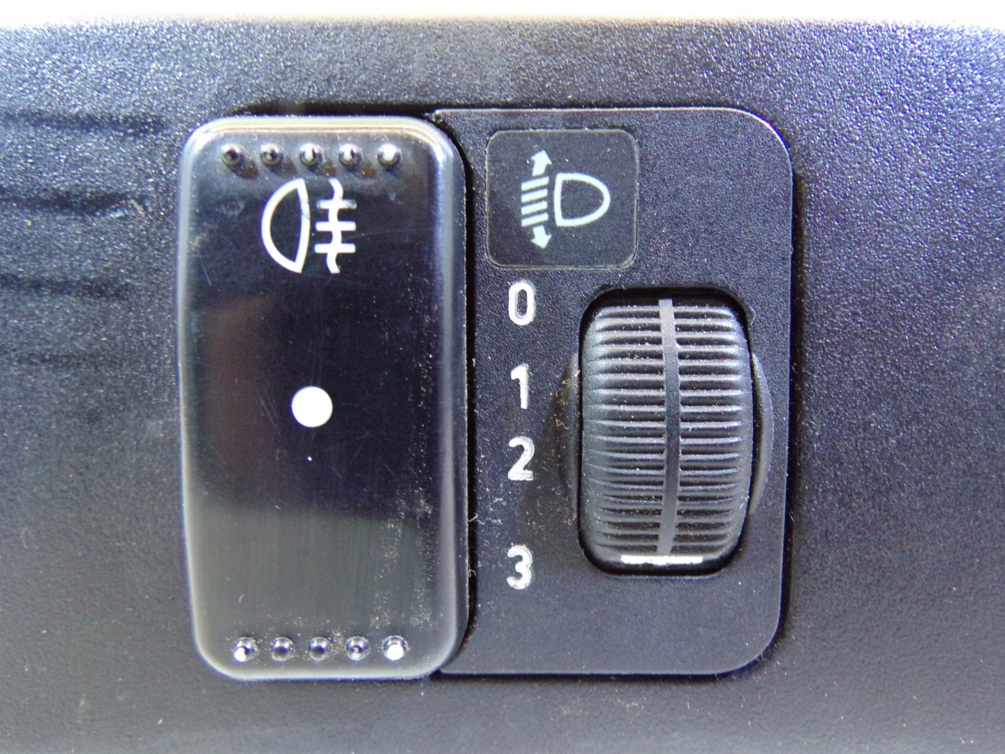 switch control of the lights VOLKSWAGEN LT 35 2D0959561G (2)