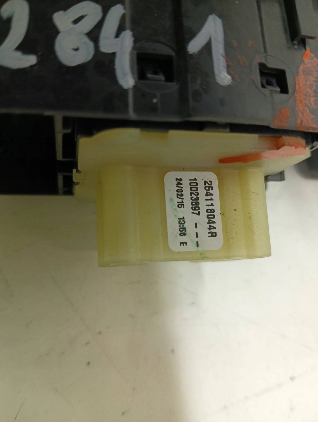 window control switch Renault Clio IV (2012-2019)