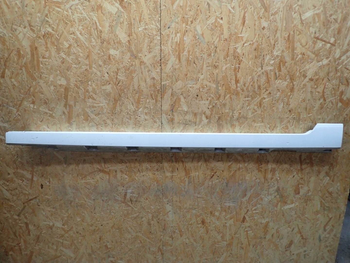 moulding threshold left threshold left VW VOLKSWAGEN PASSAT B8 3G 2014- 3G0853857