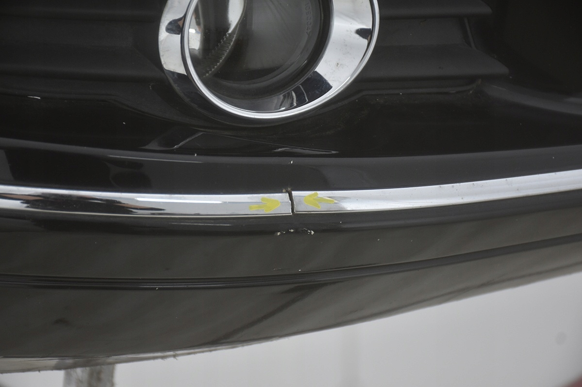 front bumper * front MERCEDES W204 PDC C197