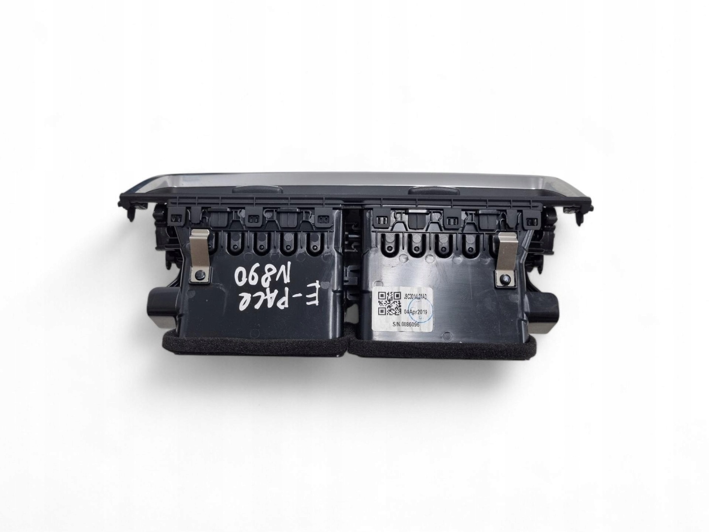 grid air conditioning devices central Jaguar E-Pace X540 2020 J9C3014L21AD