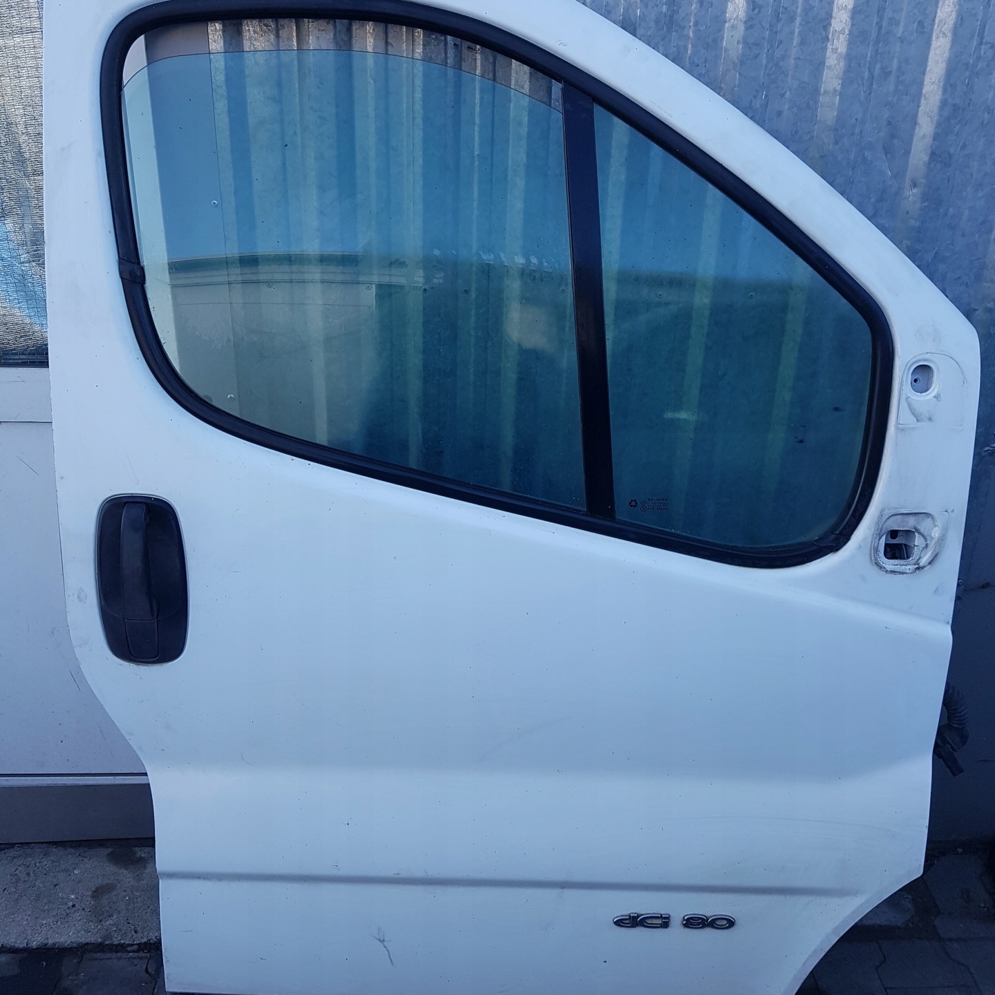 dveře pravý předek RENAULT TRAFIC 2