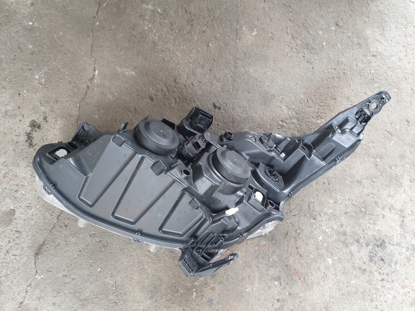 lights front PEUGEOT 208 2013- ZWYKLE