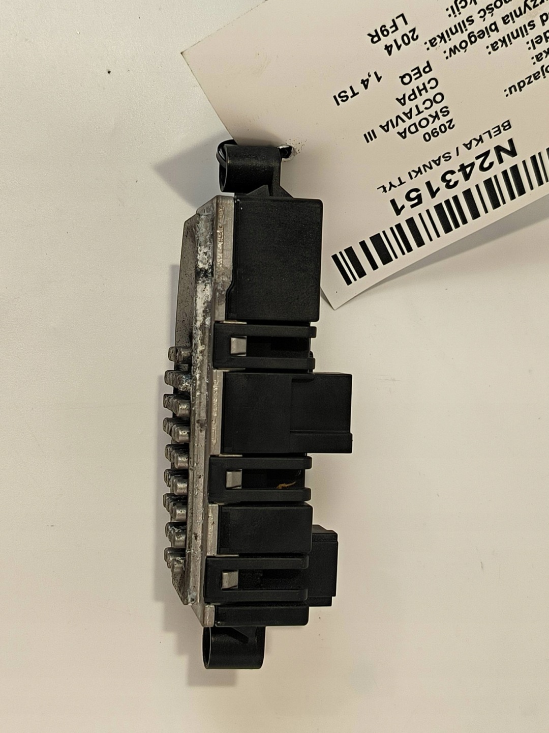 resistor, rheostat, regulator 5Q090721E SKODA OCTAVIA III