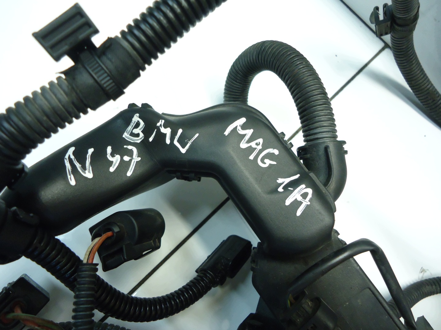 BMW 3 E90 2.0D N47D20 bundle motor wiring 8507213