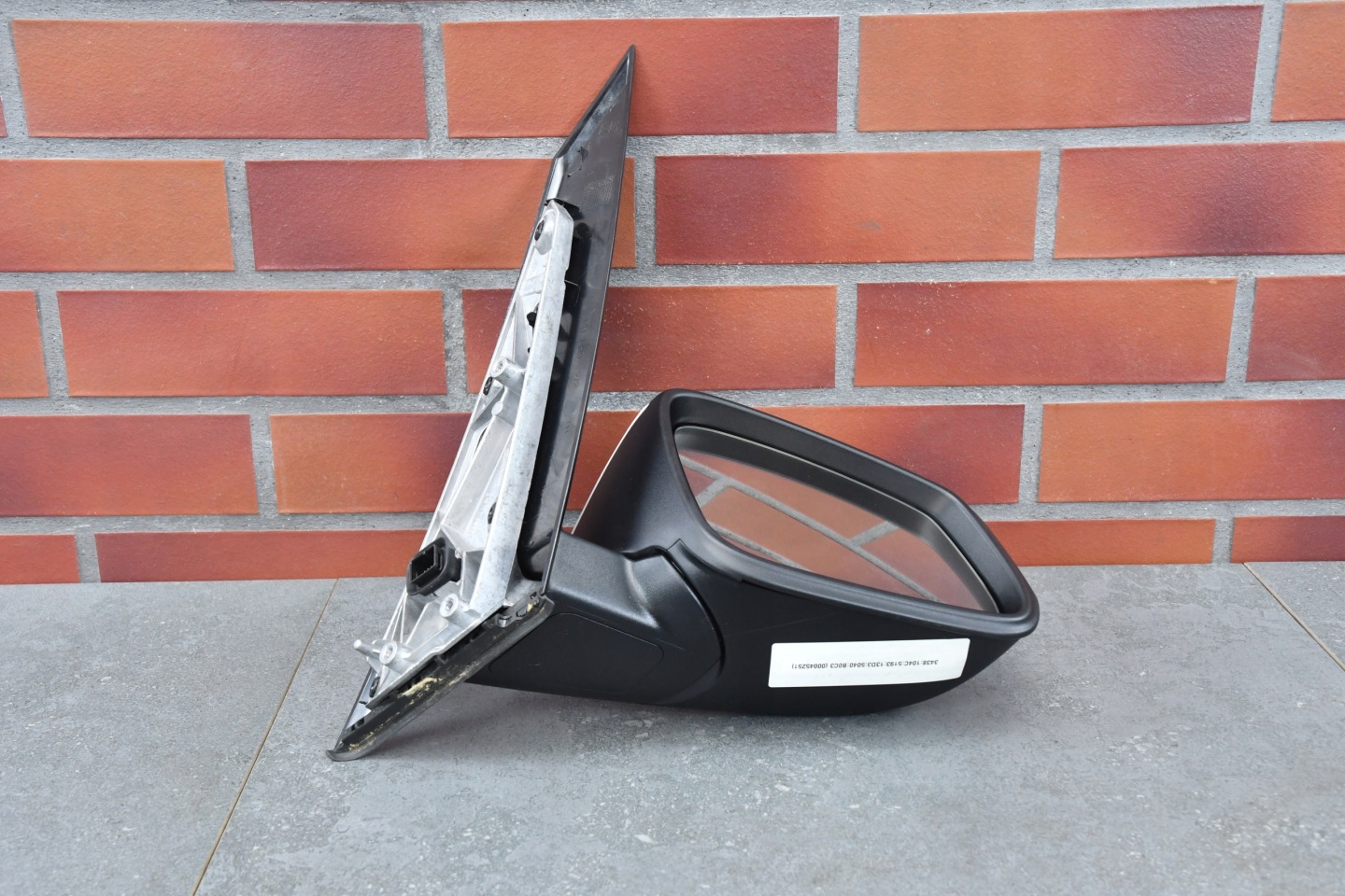 mirror right BMW 2 F46 SKLADANE