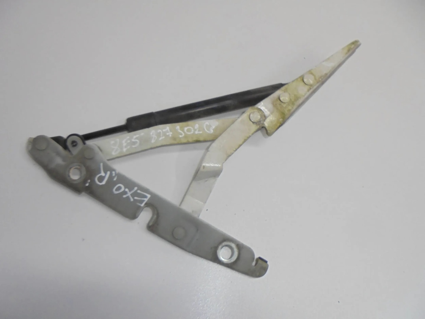 SEAT EXEO hinge damper bonnet rear part right sedan 8-13R