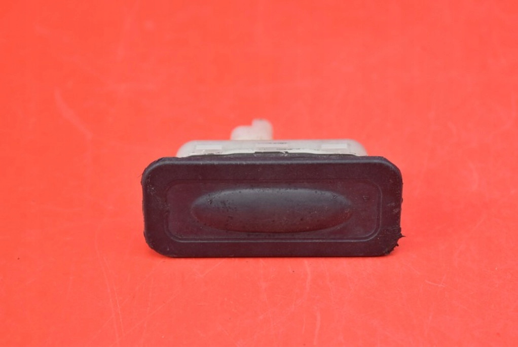 handle button bonnet rear part 8200385516 RENAULT MEGANE 2 II KOMBI 06-12
