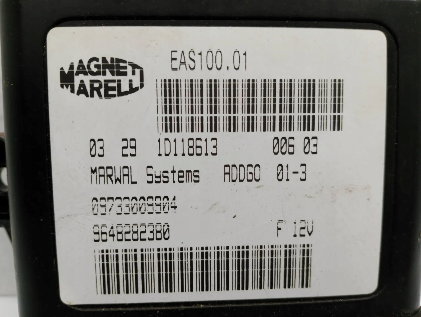 Module POMPY Carburant CITROEN C8 2.0 HDI 09733009904