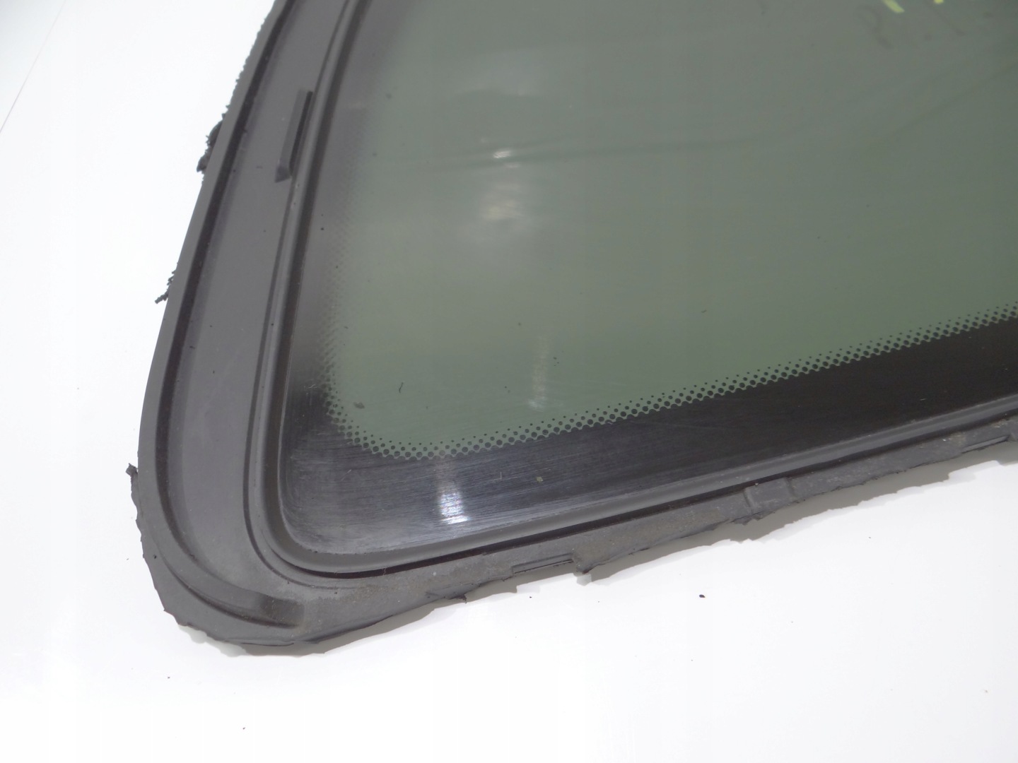 window bodywork right rear part BMW F46 OE