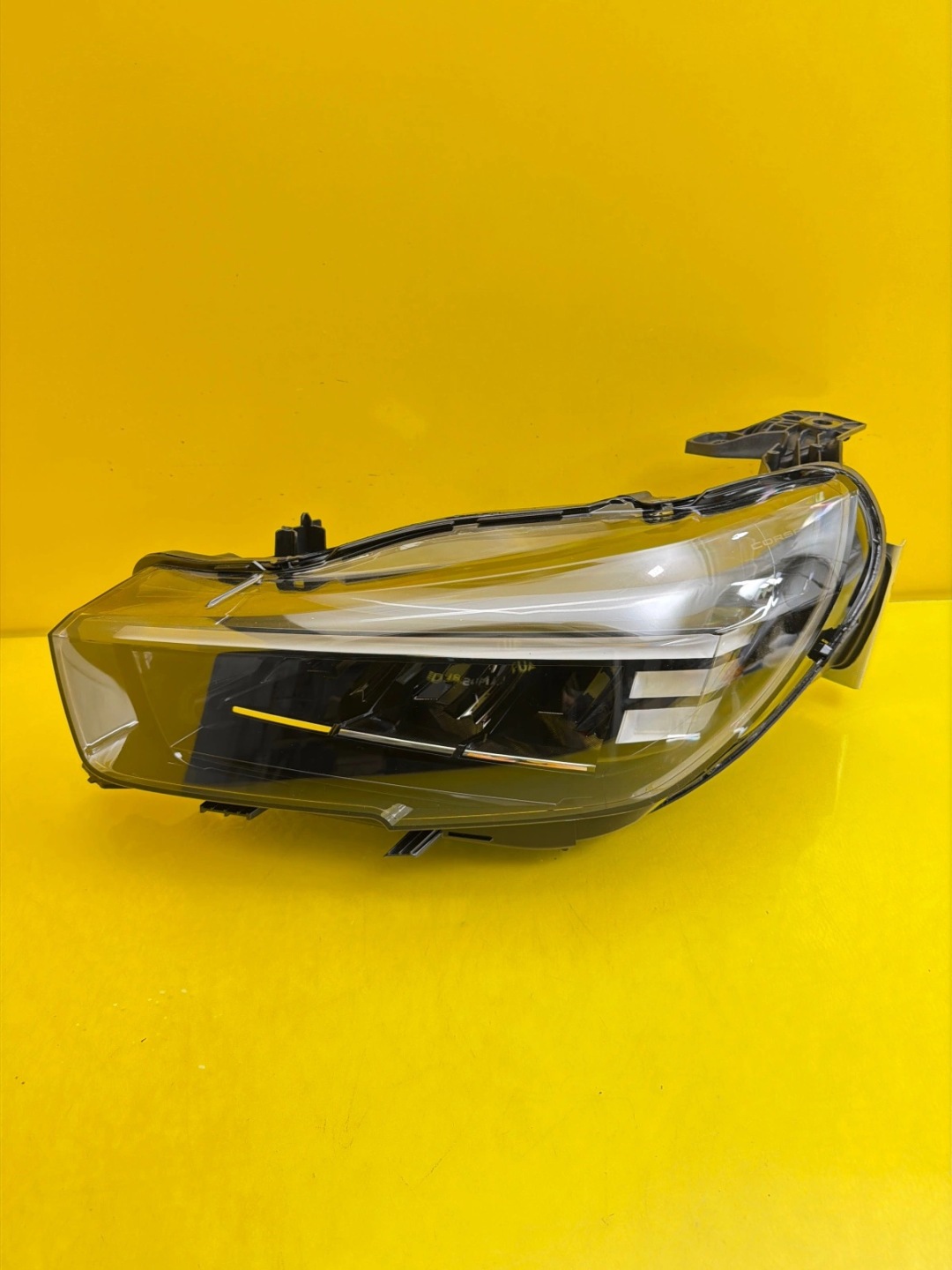 light left Opel Corsa F Lift 2023- Full Led 9868999680