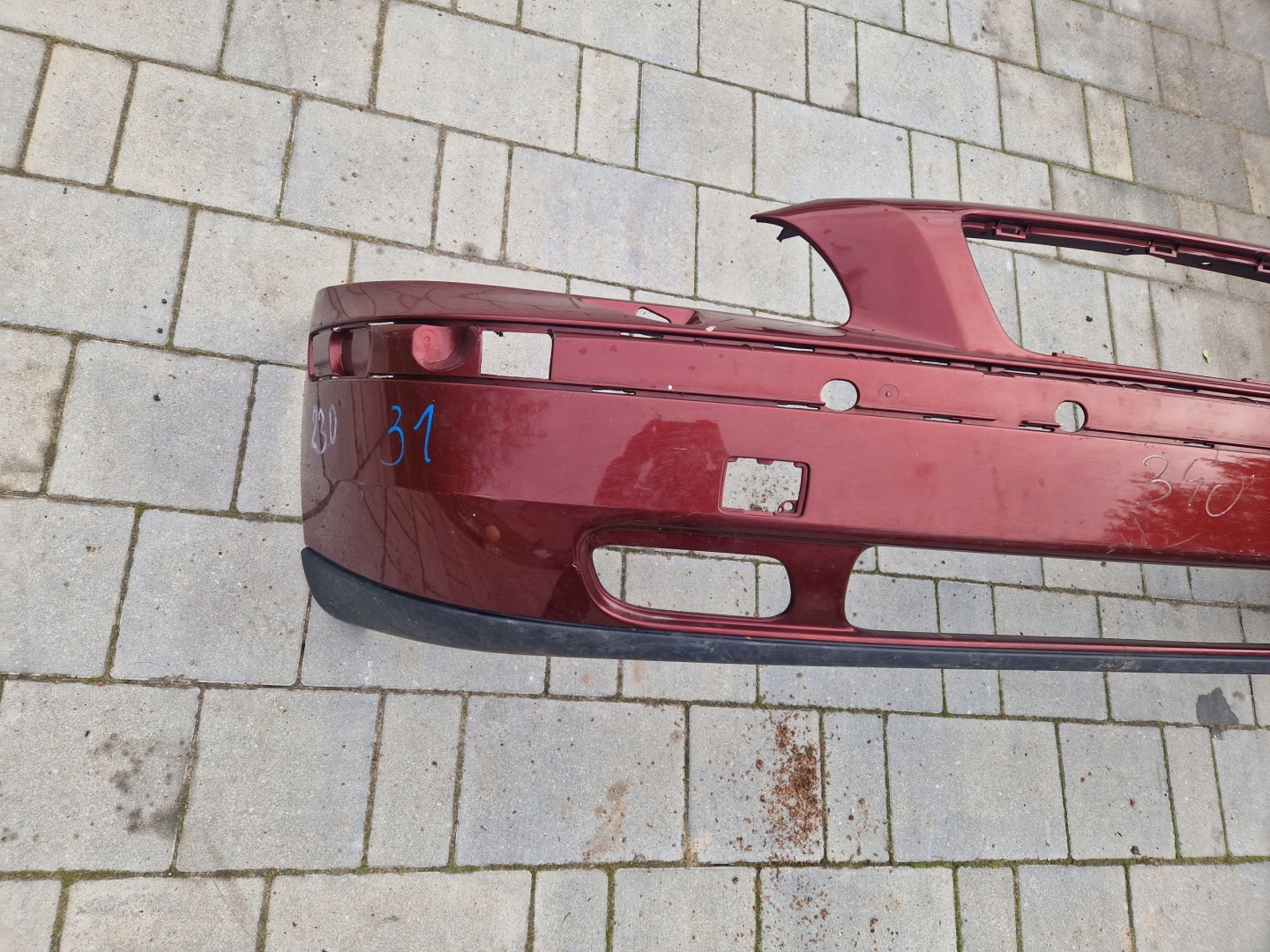 bumper front VOLVO V70 XENON 09484239