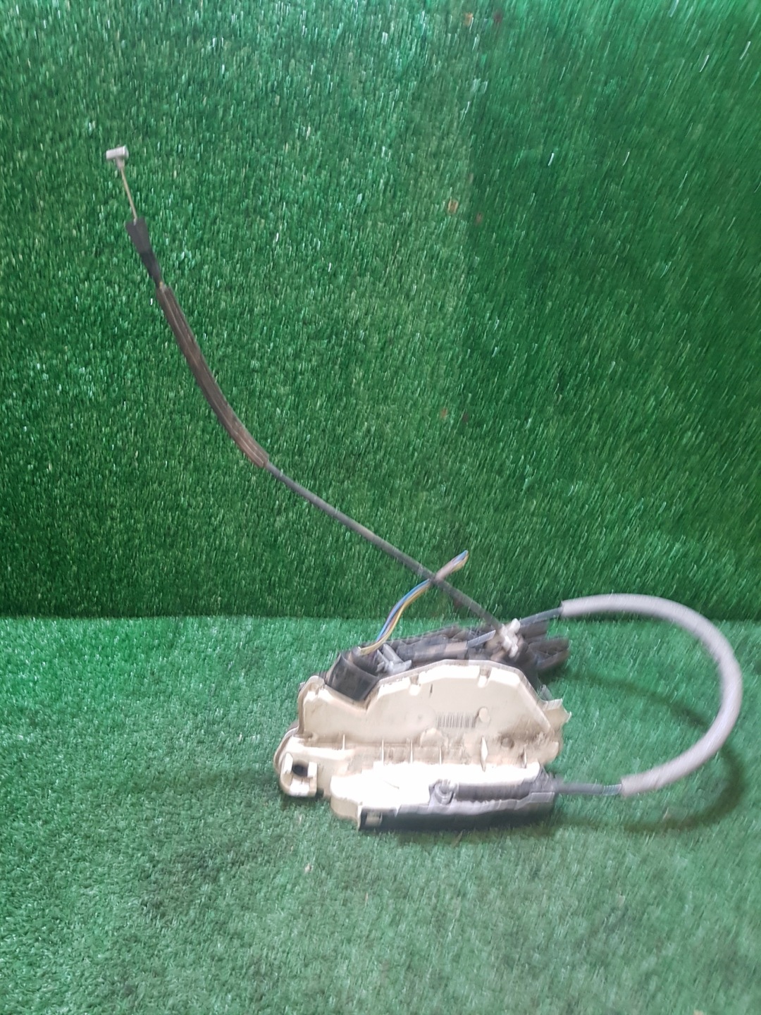 lock door right front SKODA FABIA 2 5N2837016C