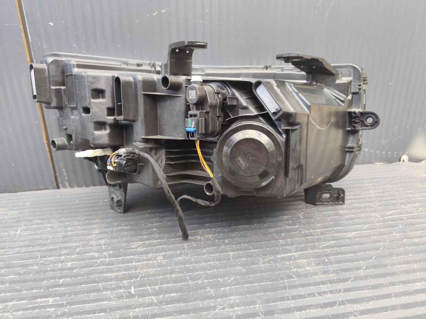 DACIA DUSTER III light front left FULL LED 260603515R