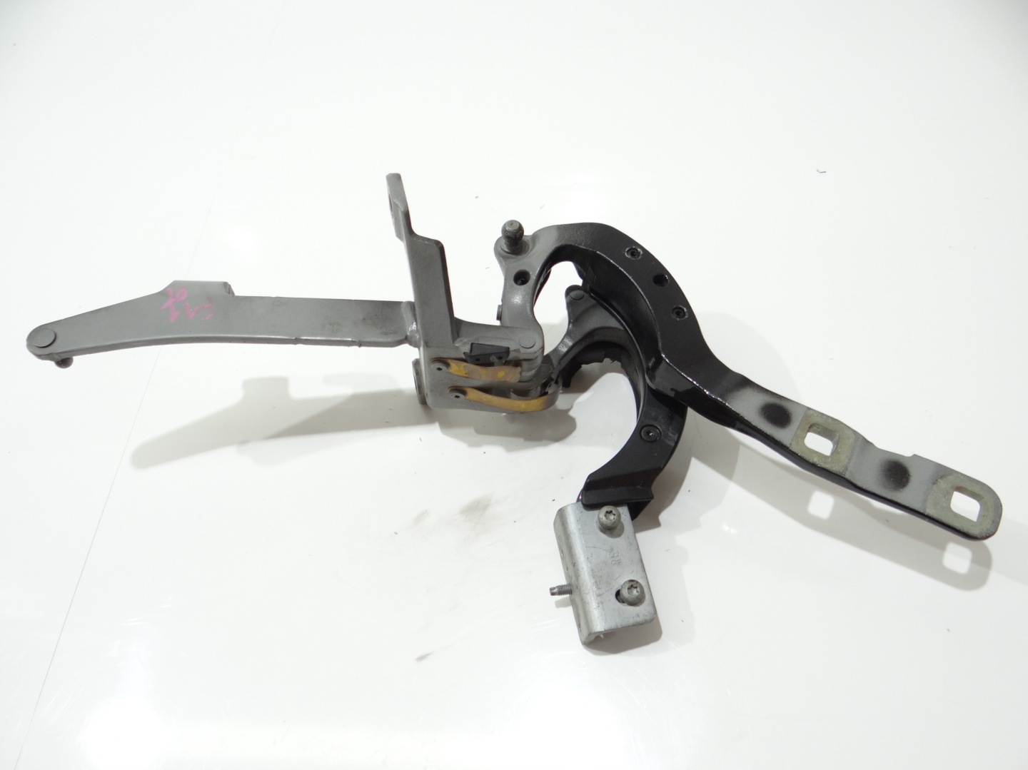 hinge bonnet boot right BMW F11 OE 7206640