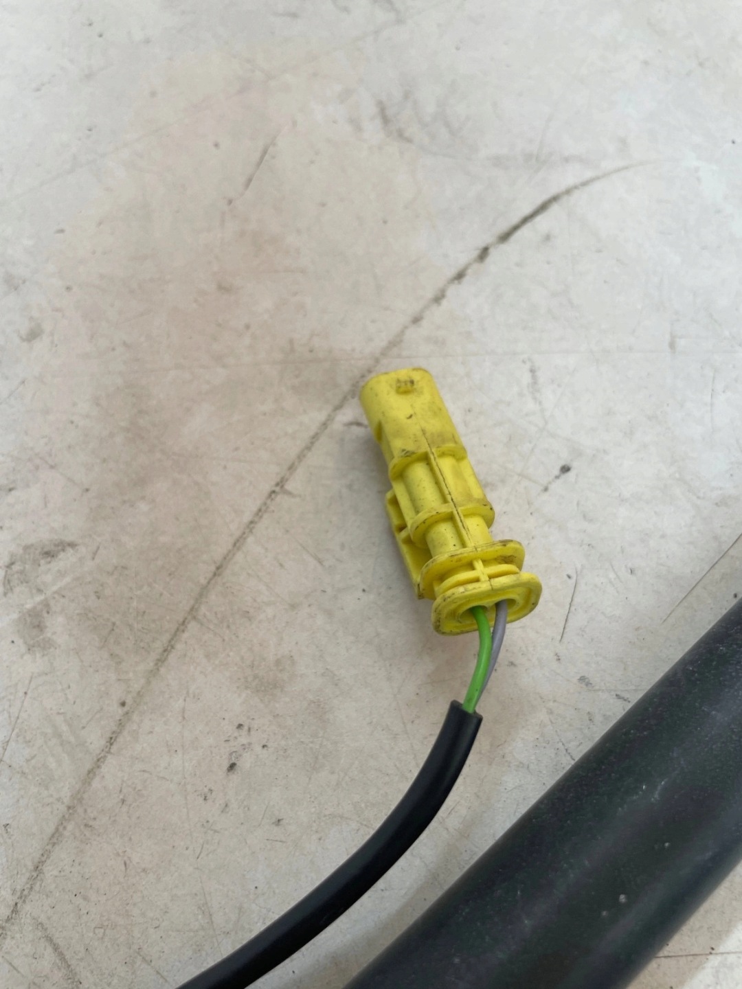 adjuster supports front front right Opel Astra J GTC 3D