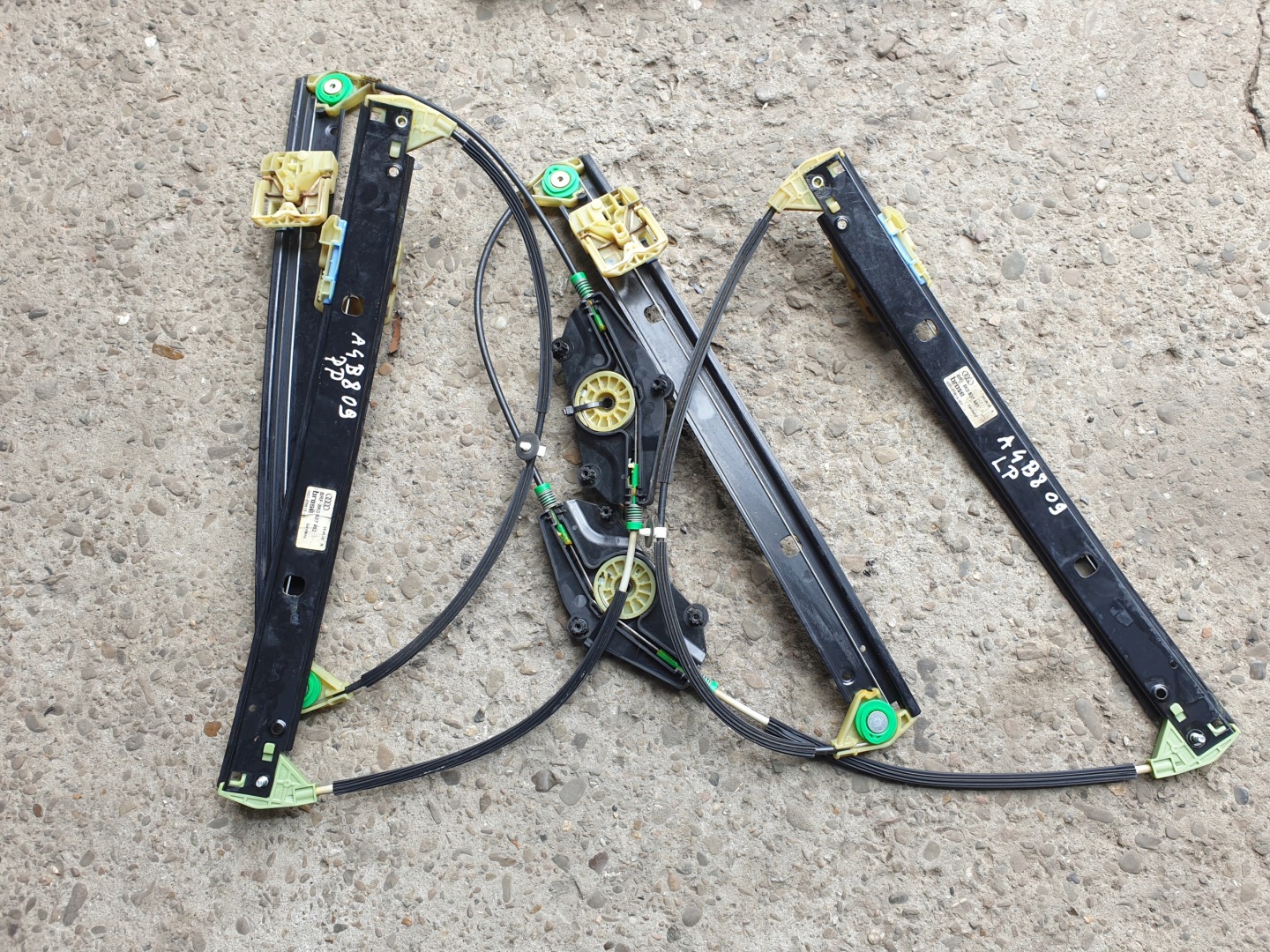 window regulator AUDI A4 B8 2008- 8K0837461 8K0837462