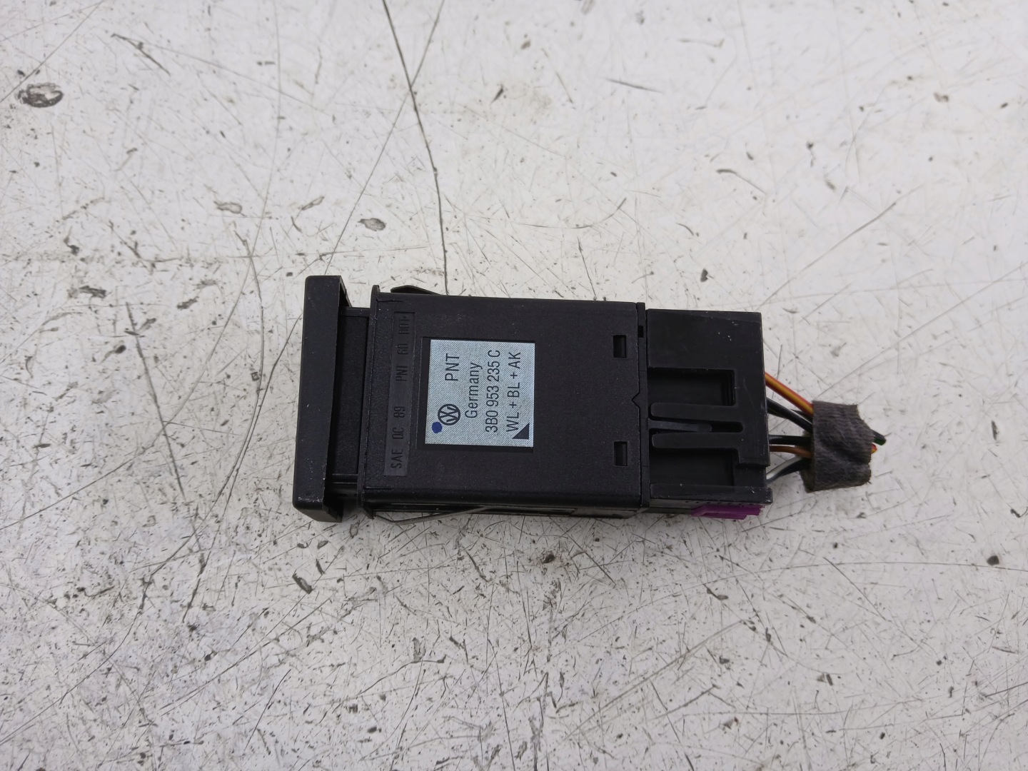 VW PASSAT B5 light switch of warning lights 3B0953235C