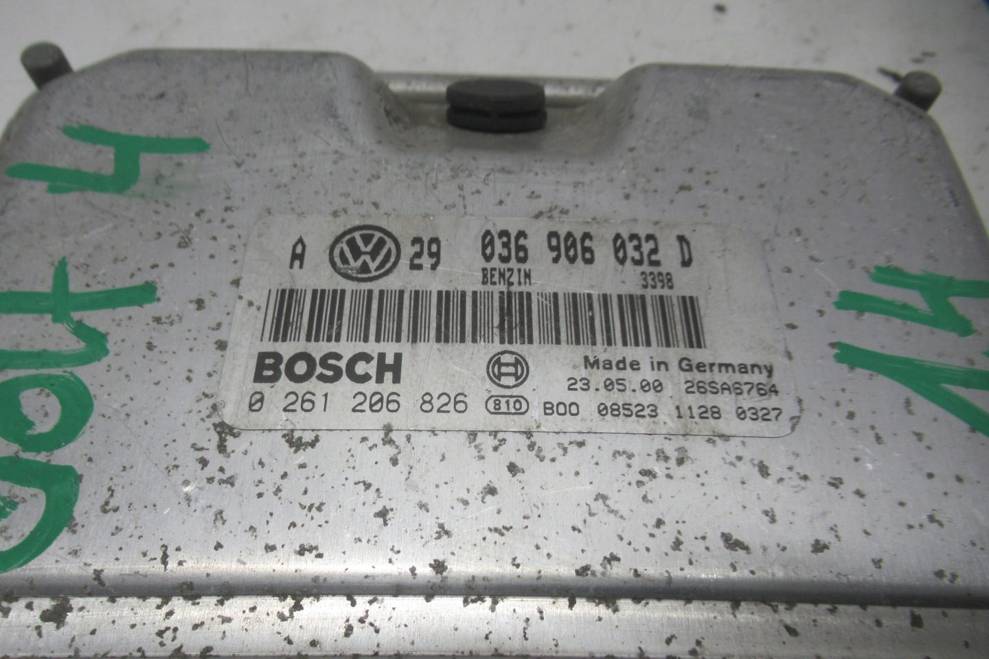 VW GOLF IV 1.4 computer control unit of the engine 036906032D