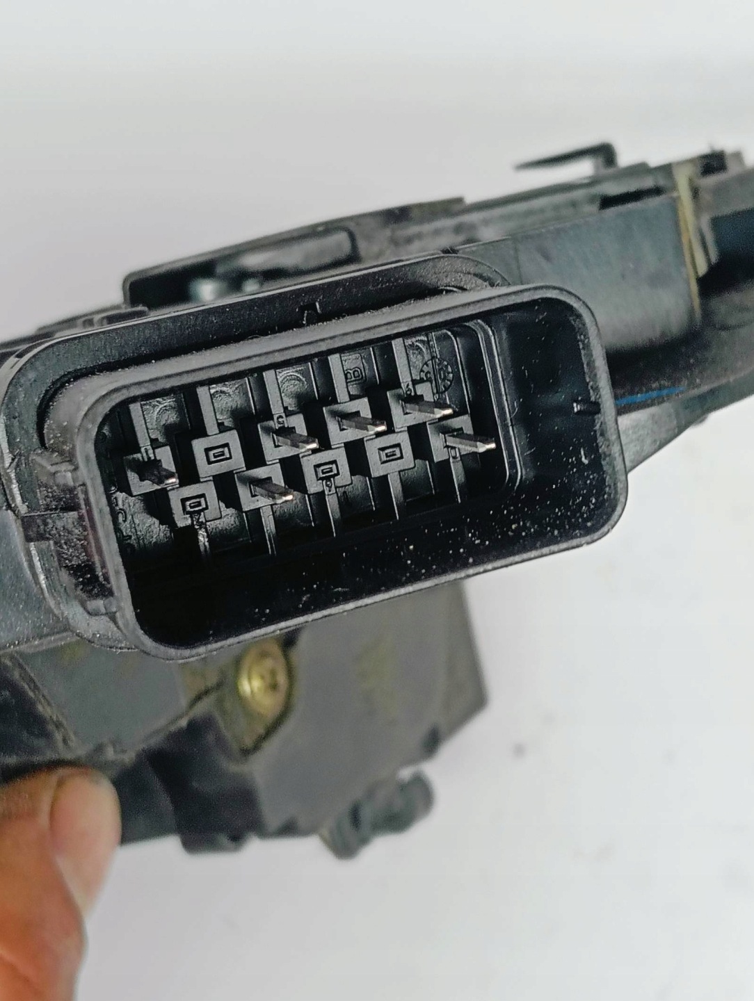 lock door left rear part 6 Pin MAZDA 3 BP4K73 3N6A-A26413BN