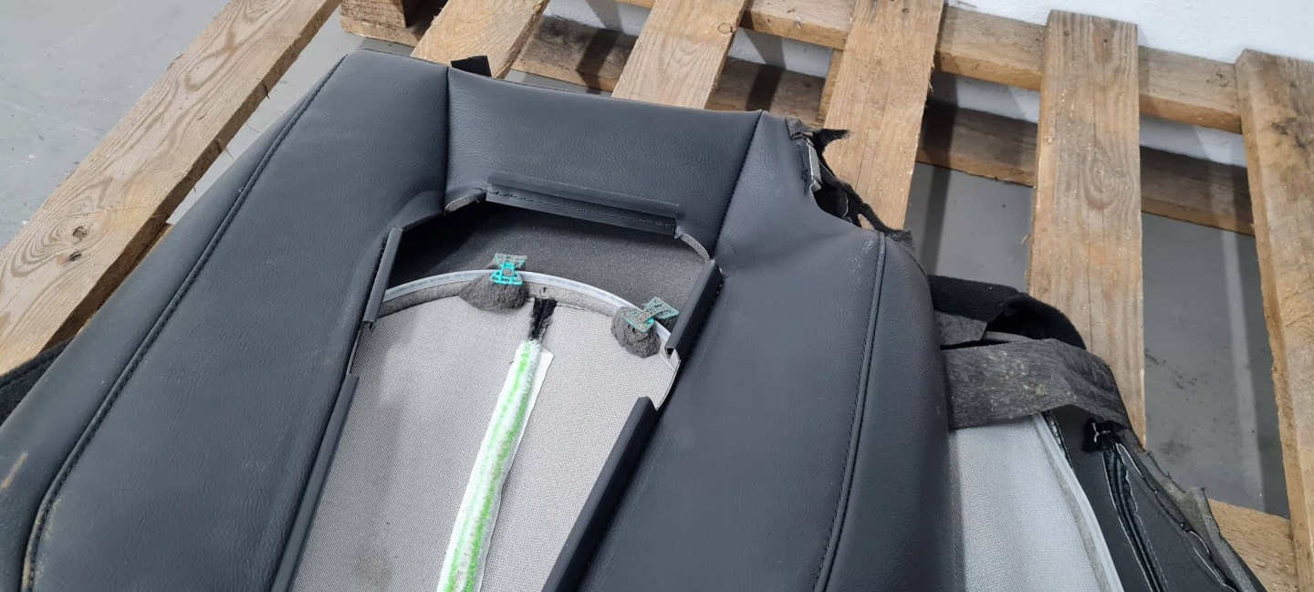 Chrysler Pacifica 2022 Blende Abdeckung SITZ Sitz Leder 2 RZAD rechts heck