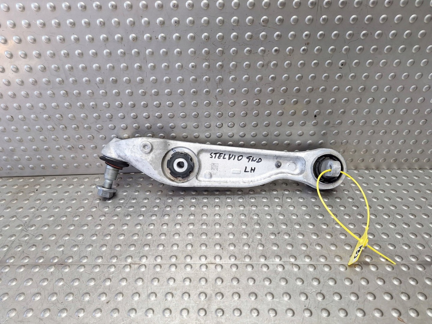 arm left front ALFA ROMEO STELVIO Q4 K2061-02