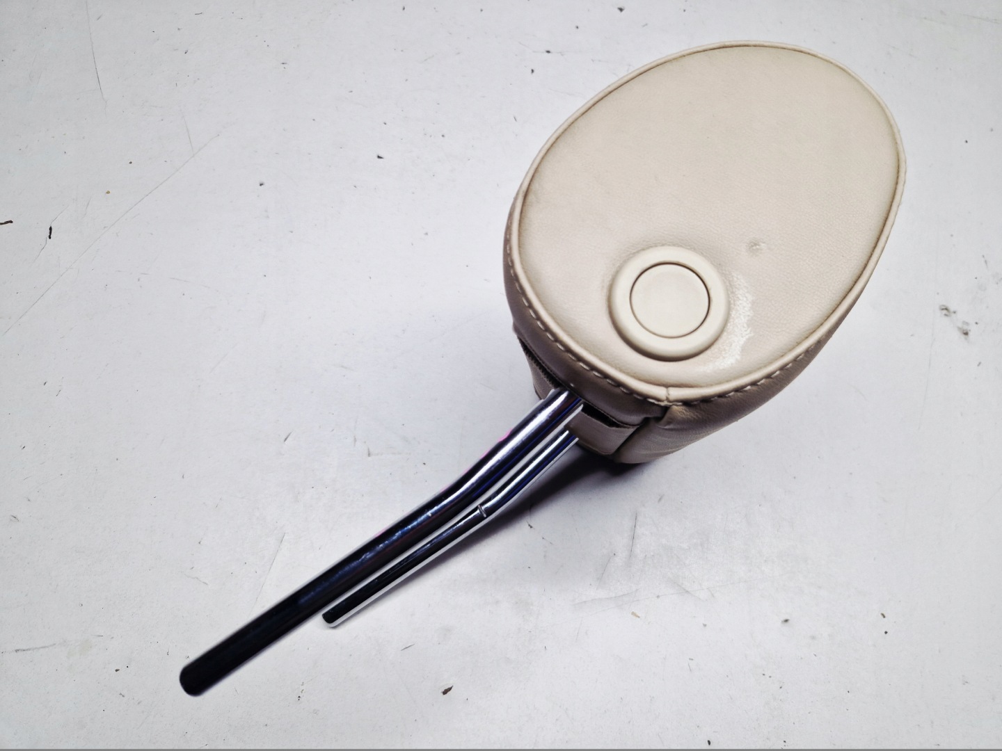 AUDI A6 C6 A6C6 rest seat left front leather