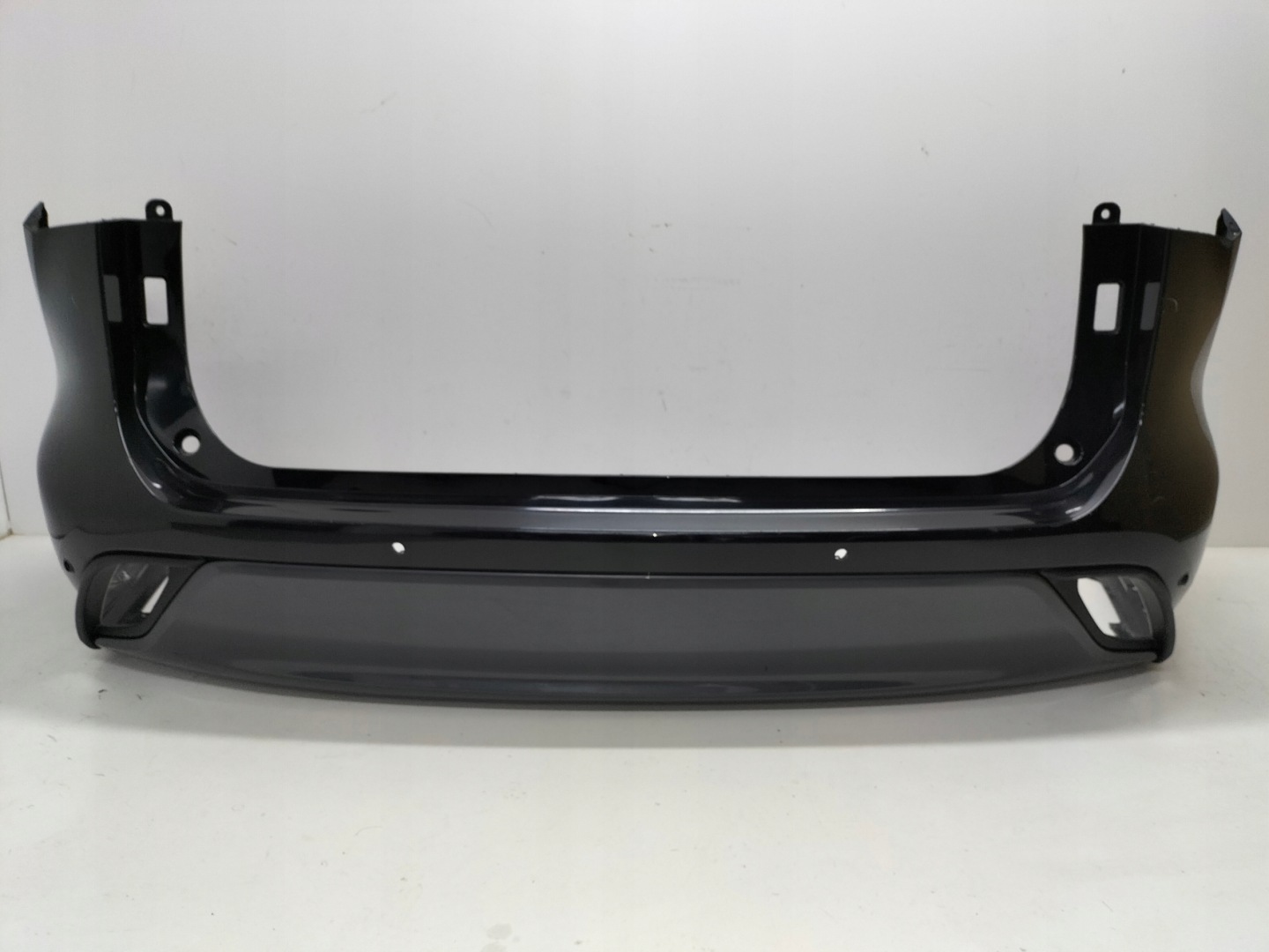 bumper rear rear part TOYOTA HIGHLANDER IV 19