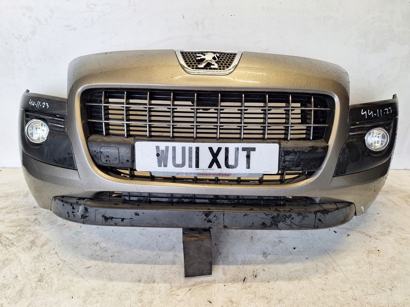 PEUGEOT 3008 T84 08-13 stoßstange